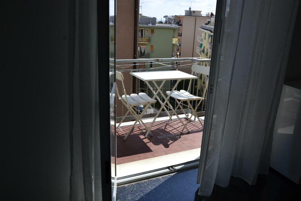 Il Nido Di Con Park Auto Macchine Piccole Segmento B Apartment Genoa