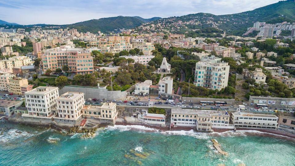 Apartment Il Nido Di Con Park Auto Macchine Piccole Segmento B Genoa